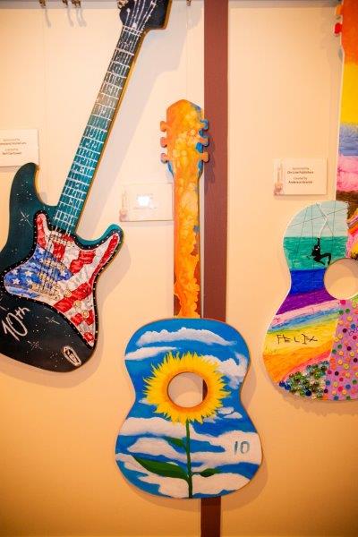 gratitude guitar design