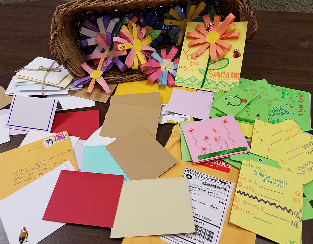 cards to lift homeland patients' spirits